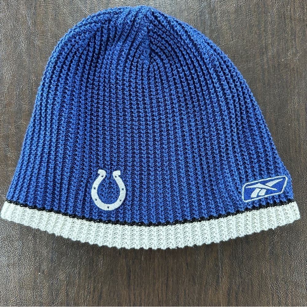 Reebok NFL Indianapolis Colts Knitted Reversible Beanie Hat